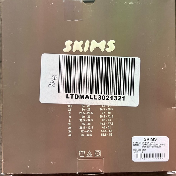SKIMS Intimates & Sleepwear New In Box Butt Enhancing Open Gusset